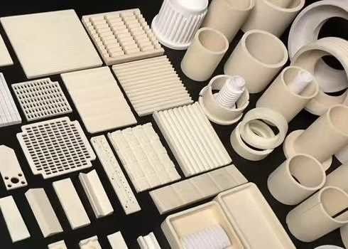 3000 МПа Сжатость Al2O3 Керамика с тепловым расширением 7,2 X 10-6/K