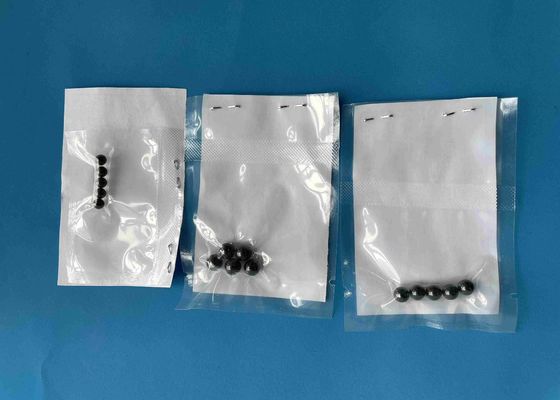 Черная SI3N4 керамическая диэлектрическая прочность шарика 18-20KV/mm