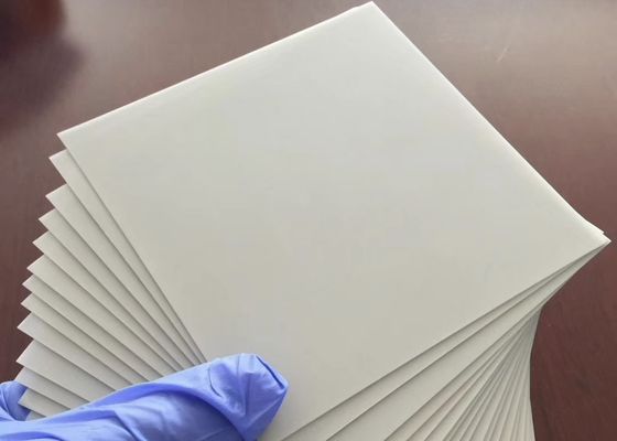 Серый нитрид алюминия керамическое износоустойчивое 3.4-3.6g/Cm3 AlN