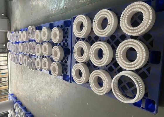 Керамика из оксида алюминия с прочностью на растяжение 300 МПа и теплопроводностью 25 W/m·K